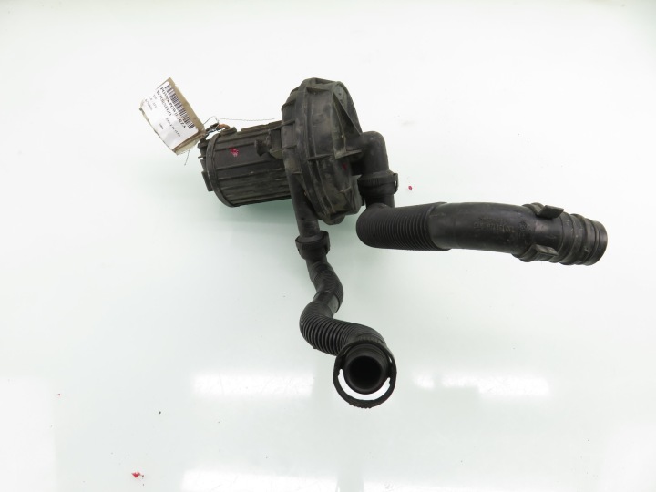 VW VOLF IV A. 6 72273803 06A959253B 06A131333C 8