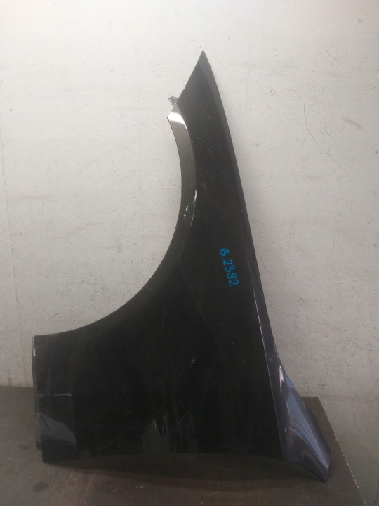 fender front left MERCEDES C KLASA W206
