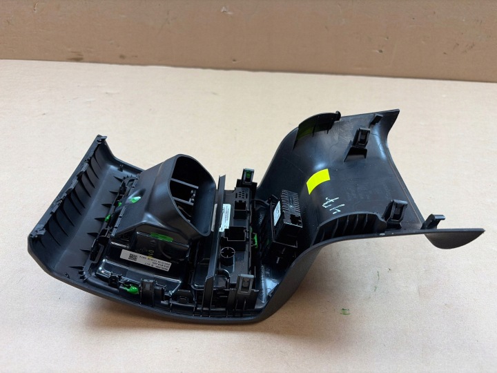 2022 Zetel Leon IV Element van de centrale console 5FA864298 9