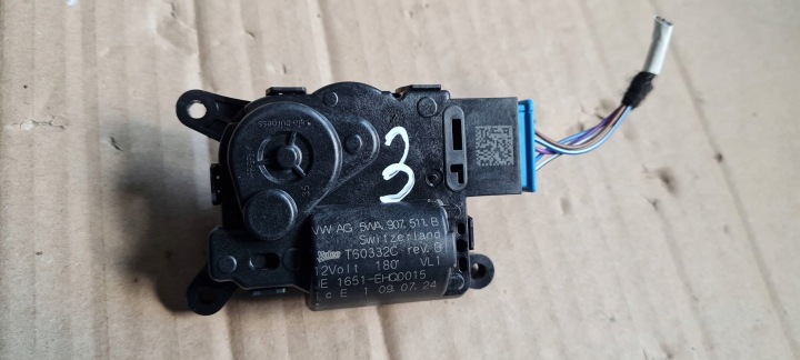 S3 8Y A3 LIFT aircon recirculation flap motor 5WA907511B VW AUDI