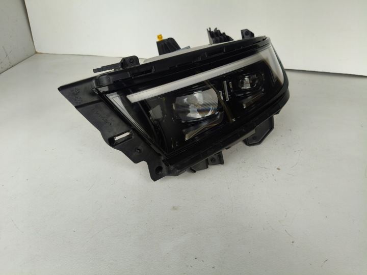 Licht links REFLEKTOR OPEL ASTRA VI L 22- FULL LED INTELLI LUX