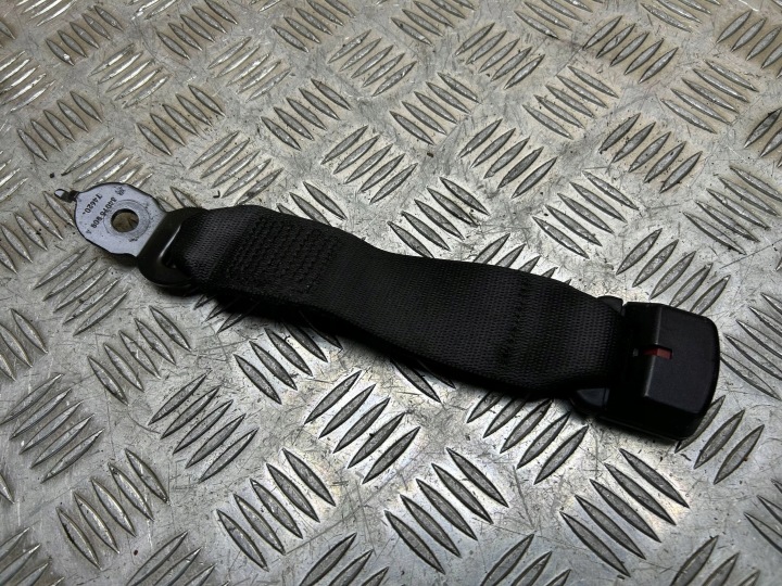 Klamra steny srodkowego BMW 5 F10 F11 2013 7244836