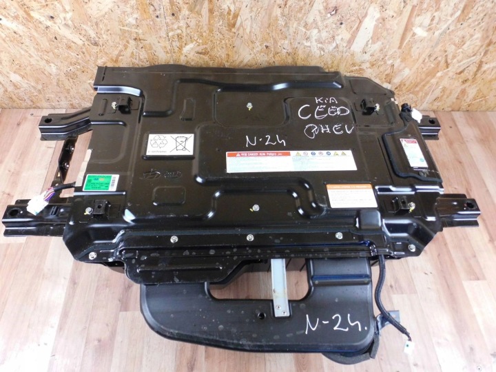 Kia Ceed III 2020-2024 1.6 PHEV bateria 37504-CR620 37504CR620