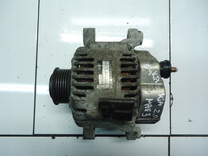 KIA CARENS III 2.0 16V G4KA Alternateur 37300-25310