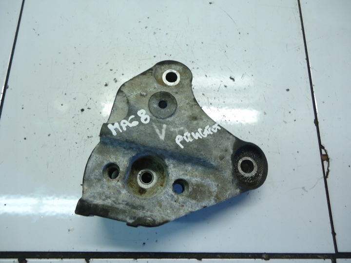 PEUGEOT CITROEN Getriebehalter 326B42