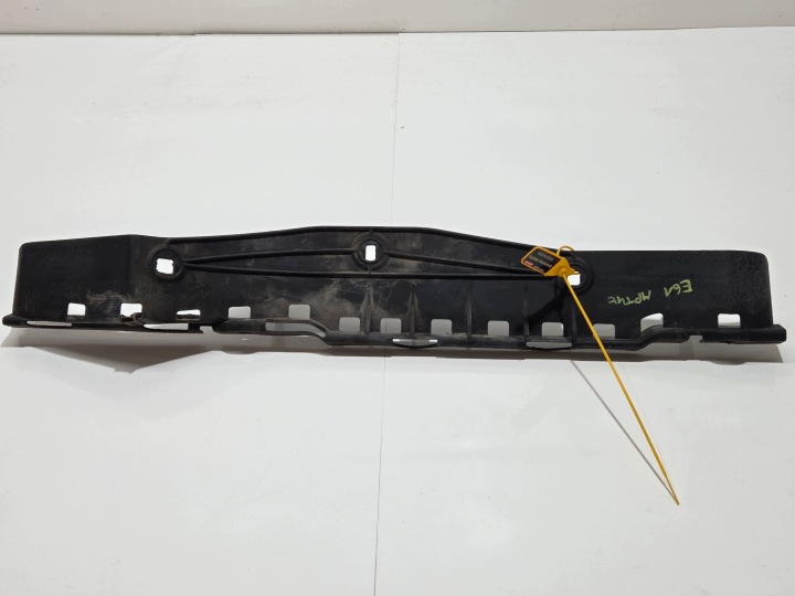 PROWADNICA paraurti posteriore BMW E60 E61 M PAKIET 7897144