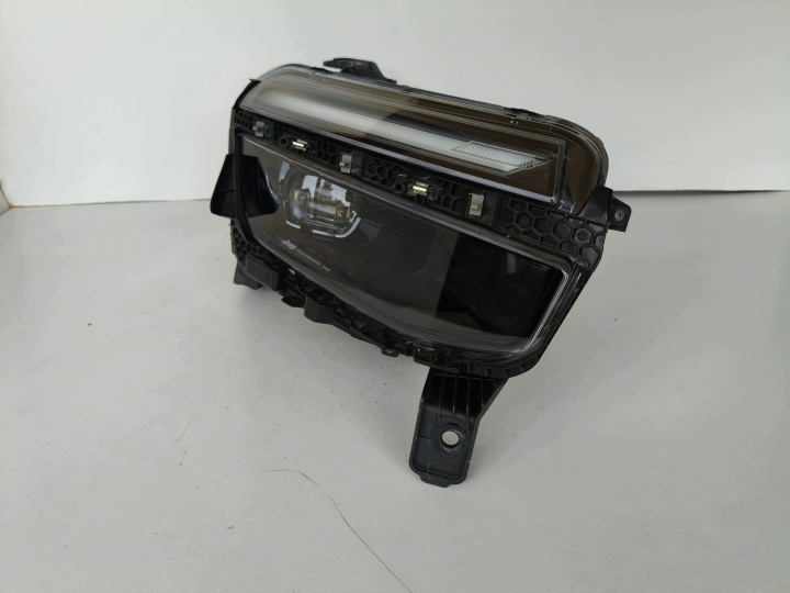 FANALE FARO Destro REFLEKTOR JEEP AVENGER 22- FULL LED