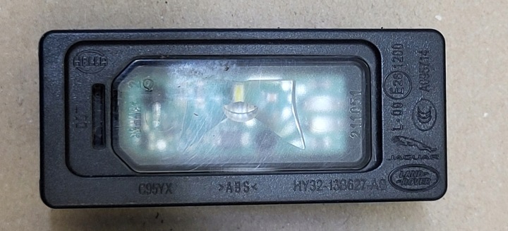 Feux phare OSWIETLENIE REJESTRACJI LAND ROVER DISCOVERY V 5 HY32-13B627-AB OE