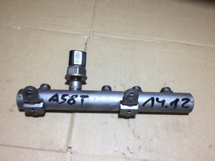 AUDI A5 8T 3.0 TDI Kraftstoffverteiler Einspritzleiste 059130089AJ