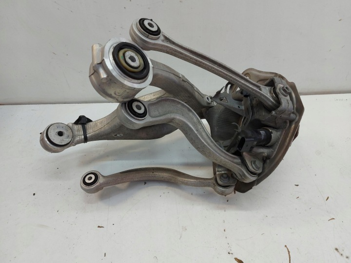 Porsche Taycan GTS 9J1 2023r Mozzo FUSELLO perno mozzo braccetto posteriore Destra
