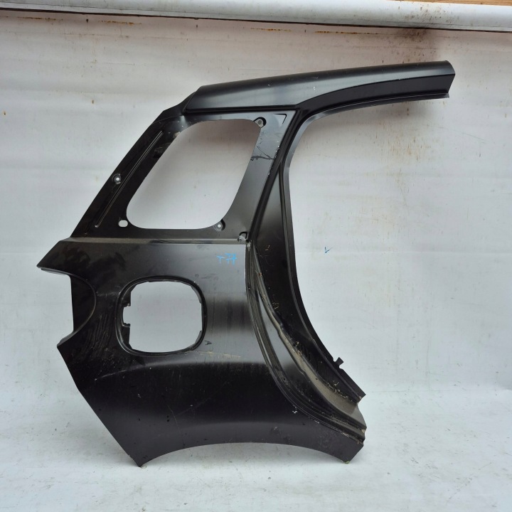 FIAT 500L Kotflügel rechts heck hinten 68300555AA
