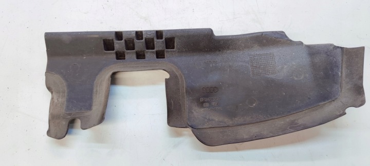air duct air line right small grill AUDI A3 8P 8P3121284