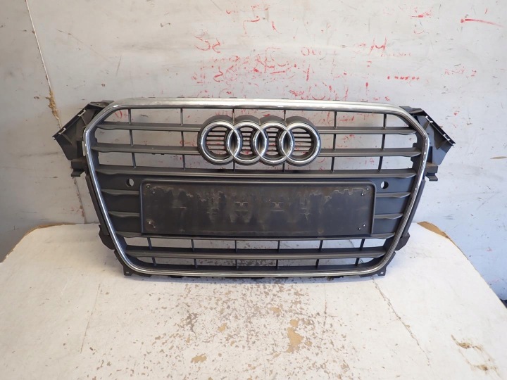 GRIGLIA AUDI A4 B8 LIFT 2012-2015 8K0853651E
