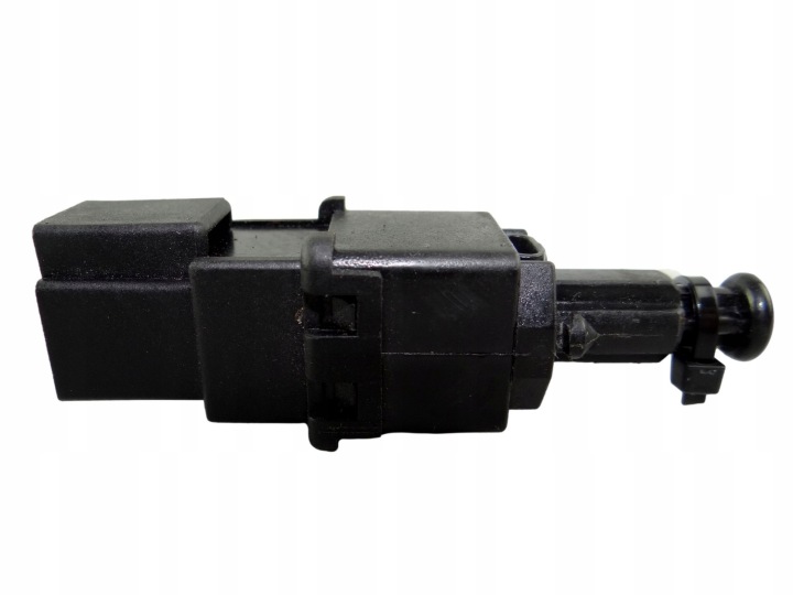 WLACZNIK Fények STOP NISSAN MICRA 24490