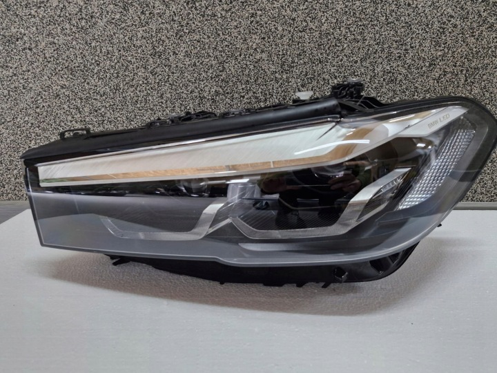 Licht links BMW 5 G30 G31 LIFT Full Led 2021