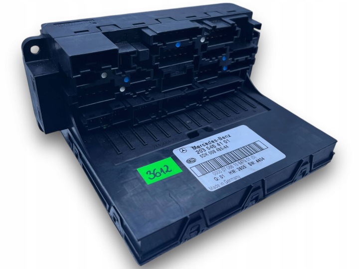 MERCEDES W203 compartment of fuses 2035454101 @M