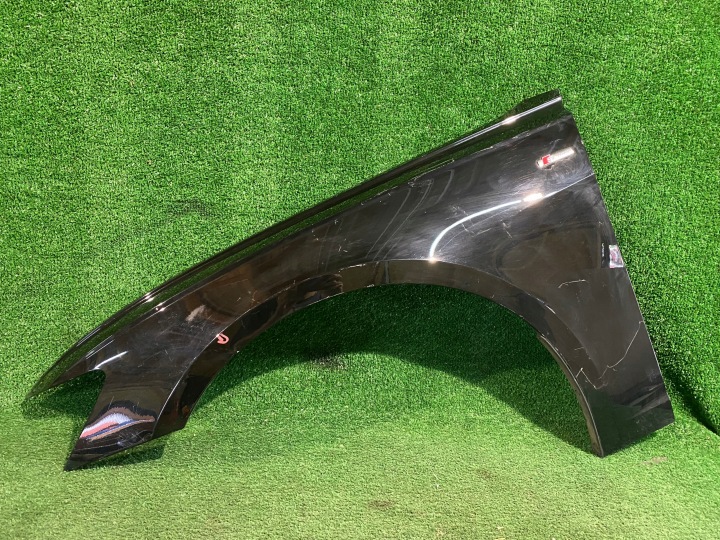 blatník přední levý AUDI A6 C8 NR.007