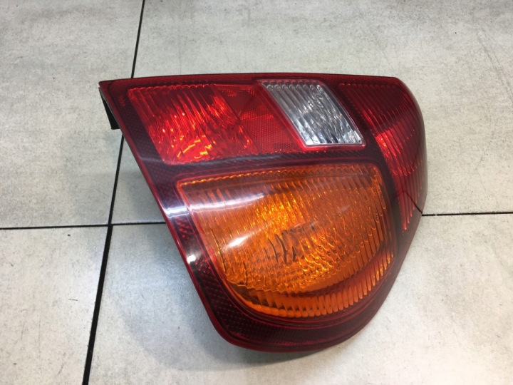 Licht rechts heck RENAULT THALIA und