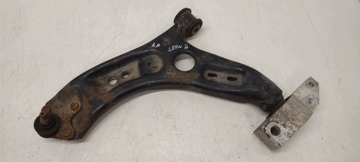 Querlenker vorne vorne links Seat Leon II LIFT 1,4 TSI