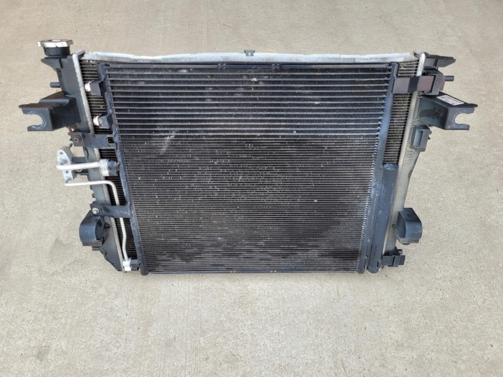 KOMPLET der Kühler KLIMY des Wassers Lüfter DODGE RAM 4 IV 1500 5.7 V8 HEMI