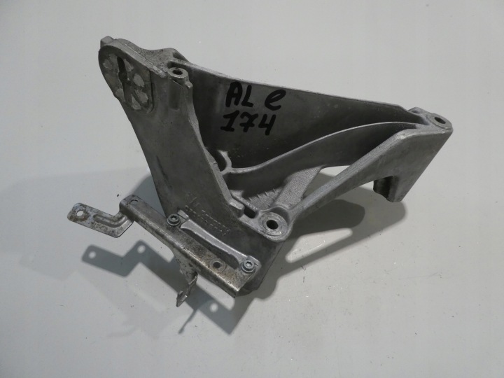 VW TOUAREG e 2.5 TDI Supporto motore staffa fissaggio 070199307A