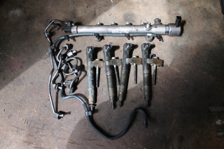 Injecteur UKLAD PALIWOWY MERCEDES SPRINTER A6510703087