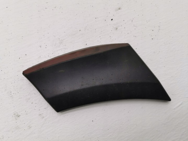 moulding of a fender MERCEDES SPRINTER W906 A9066902662