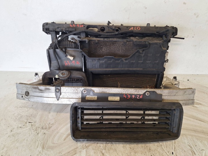 RENAULT CLIO IV 12-17 support panel for radiators 1.5 DCI