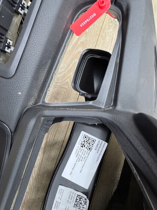 BMW 2 F45 F46 console originál