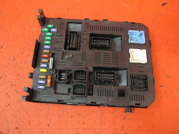 CITROEN C4 PICASSO und 1 PEUGEOT 307 modul Bedienteil Kasten 9663510180