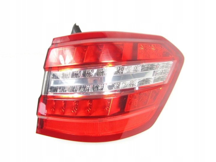 LICHT HINTEN HECK RECHTS LED W KOTFLÜGEL MERCEDES W212 KOMBI AVANTGARDE