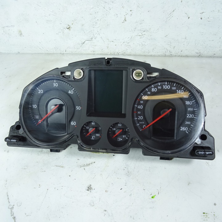 VW PASSAT B6 2.0TDI dials 3C0920871E