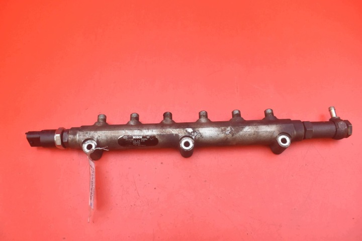 rampe injection 8658252 0445215010 VOLVO S60 S80 et V70 II 2.4 D5 163 KM