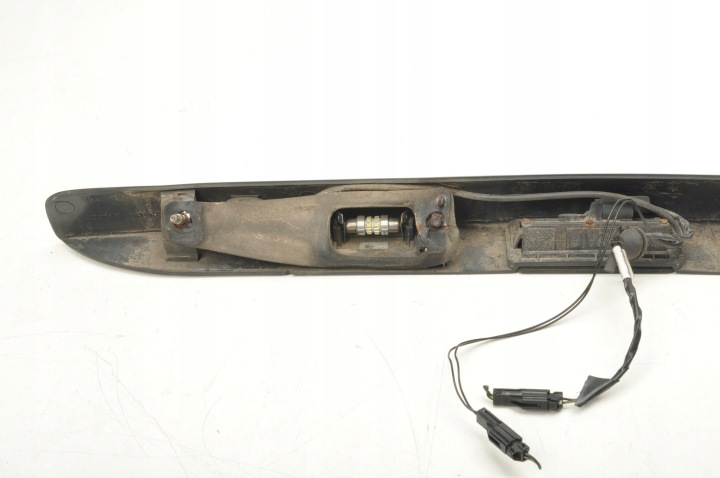 Ford Focus C-MAX Bakre skyltbelysningslist 3M51R43404BK 10