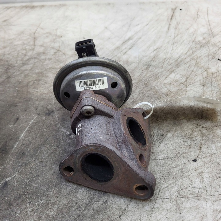 2014 Mini Cooper Countryman R60 EGR valve 70068412 5