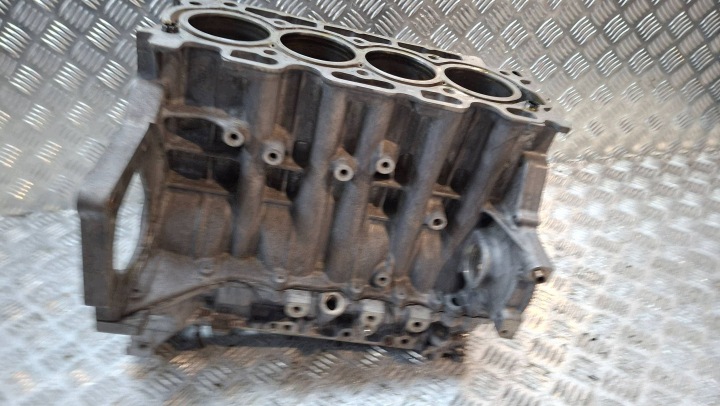 BLOK of the engine 9H01 9HZ 9HX CITROEN PEUGEOT FORD 1.6 16V HDI
