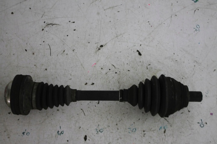 ANTRIEBSWELLE LINKS VORNE VW PASSAT CC 2.0 TDI