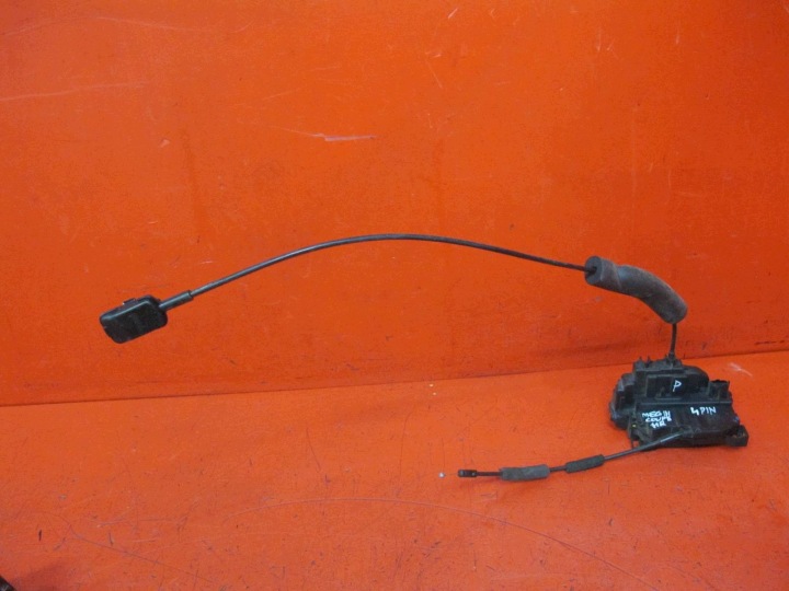 RENAULT MEGANE 3 III COUPE de la Serrure Portière Droite Avant 4 PIN 805020003R EUROPA