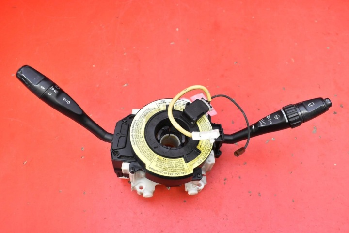 DEVIO LUCI TERGICRISTALLO TERGI PAJAK MR911056 MITSUBISHI CARISMA 1 e HB LIFT 99-04