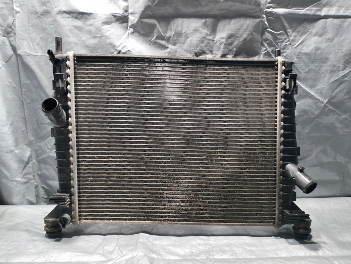 Kühler Wasserkühler CV61-8C342-VD CV61-8005-TB Ford Focus MK2 1.4 05r
