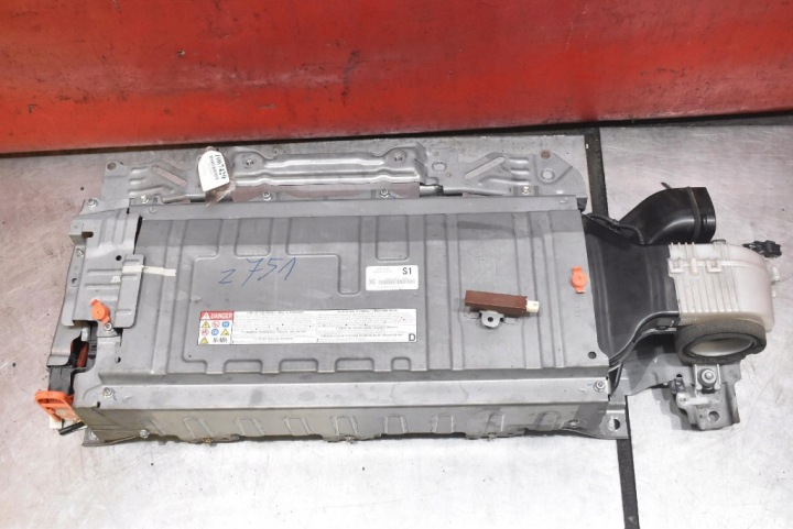 BATERIA AKUMULATOR G9280-12020 TOYOTA AURIS 2 II 1.8 HYBRID 99 KM 12-15