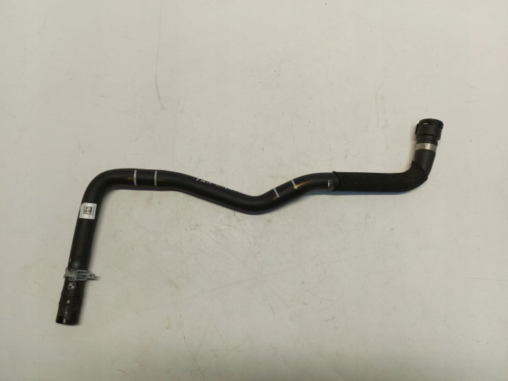 BMW iX1 X1 U11 Schlauch rohr des Wassers 8846759
