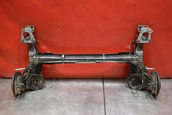 ACHSE HECK HINTEN TRÄGER CITROEN BERLINGO 2 II 1.6 HDI 102 KM LIFT 15-21