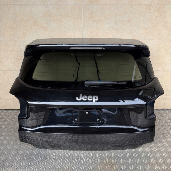 Heckklappe komplett JEEP AVENGER 2024 ROK KAMERA
