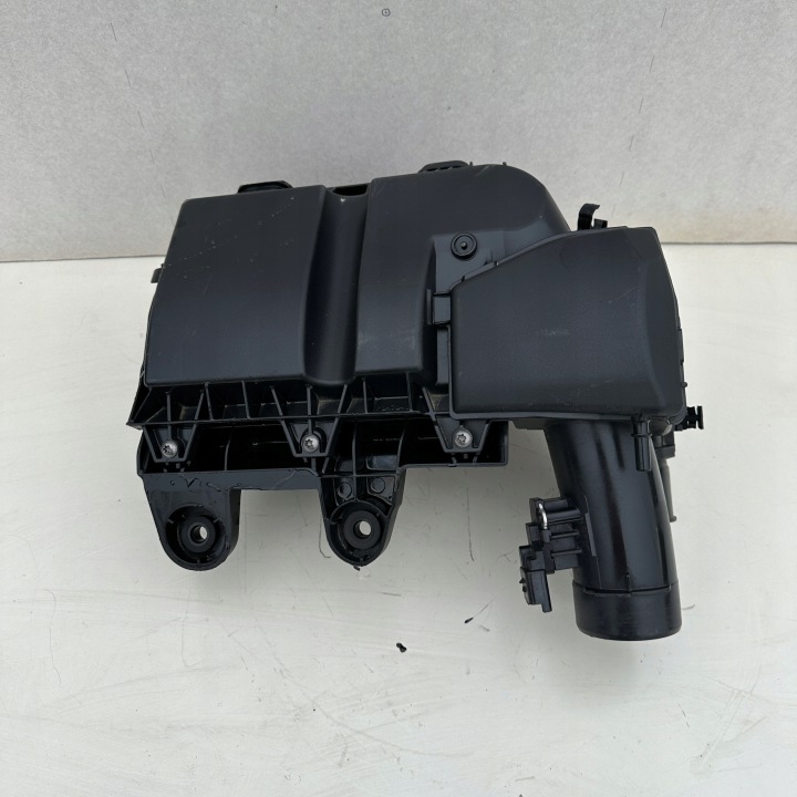 cover of a filter, air PEUGEOT 3008 II 5008 II OPEL CITROEN 9828002080