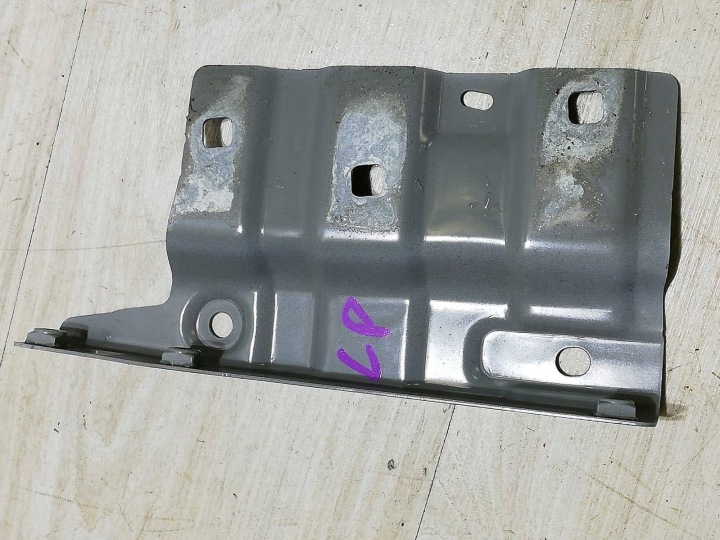 Support plaque Aile Avant Bouche buse Gauche Dacia Jogger 641C11654R