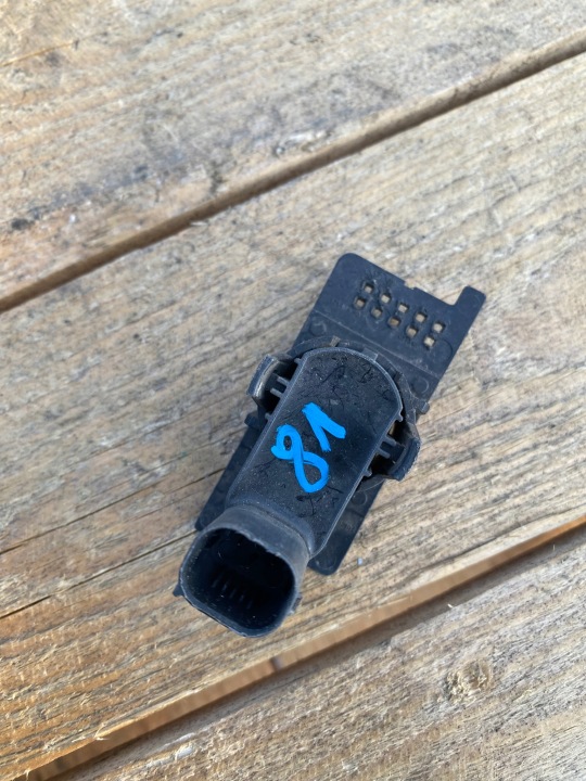 sensor of the parking z mocowaniem PEUGEOT 5008 and 9677783277