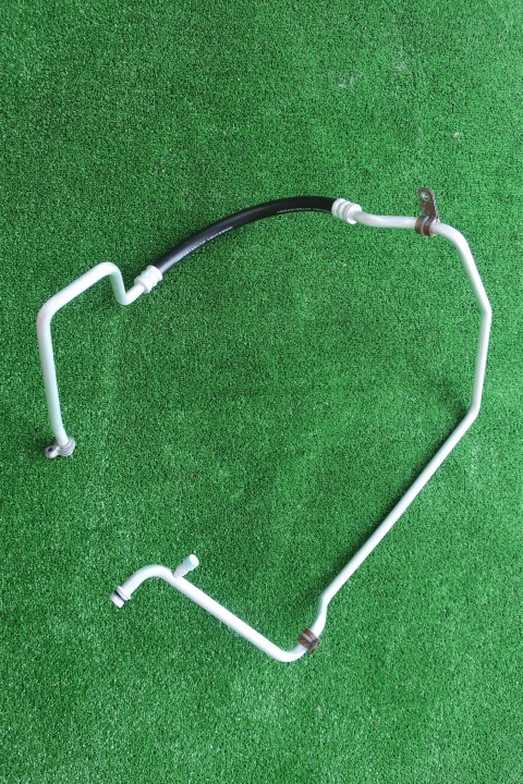 Conduit pieces tuyaux Tuyau Climatisateur air conditionné SUZUKI JIMNY Essence 1.3 16v DOHC 2002R >