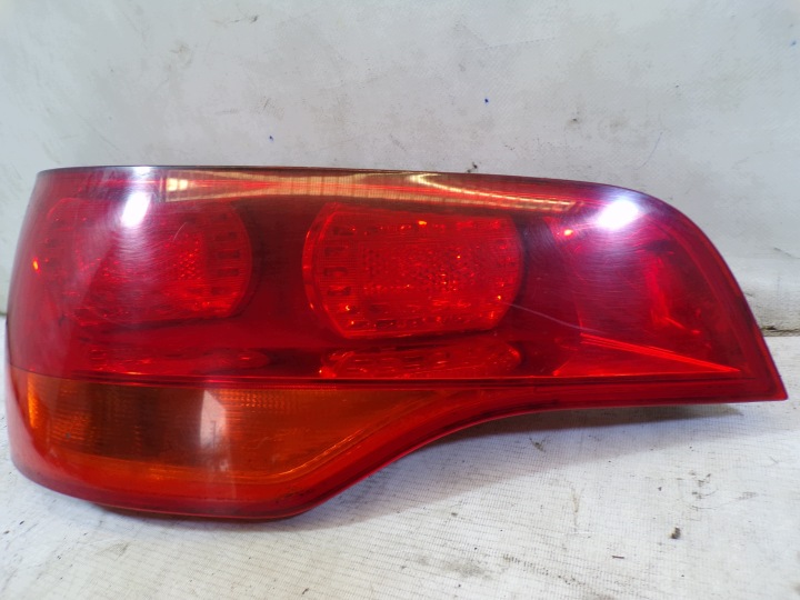 light rear rear part left AUDI Q7 4L (K)