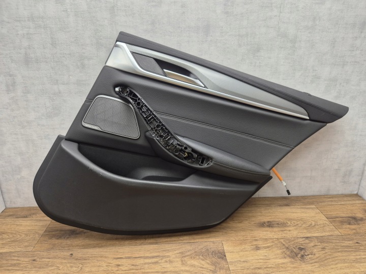 BMW 5 G30 G31 upholstery side door right rear part HARMAN leather DAKOTA AMBIENT
